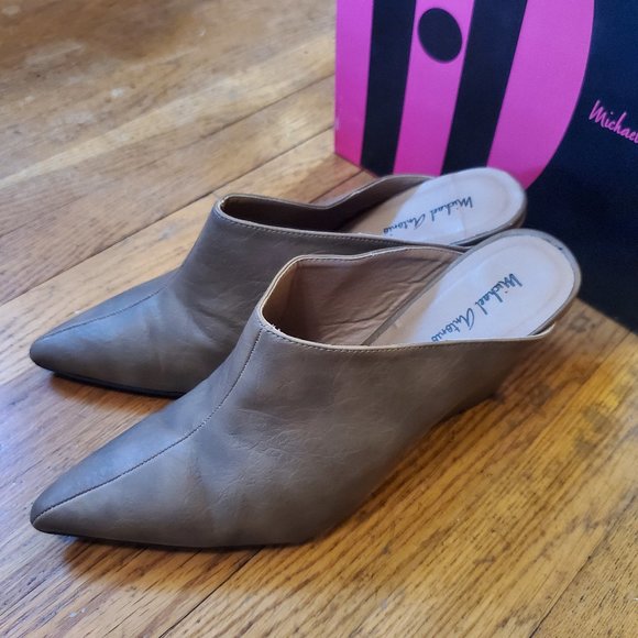 Michael Antonio Nami Wedge Mule - Taupe - 11 - Picture 2 of 11